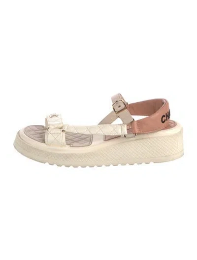 Pre-owned Chanel Interlocking Cc Logo Lambskin Espadrilles In Multi
