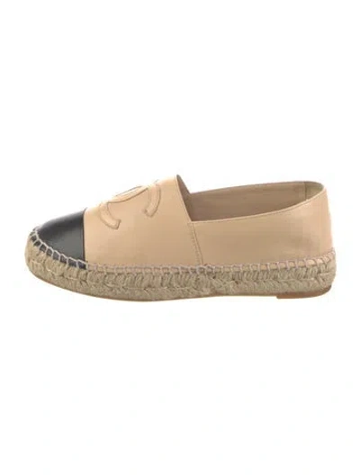 Pre-owned Chanel Interlocking Cc Logo Lambskin Espadrilles In Neutral