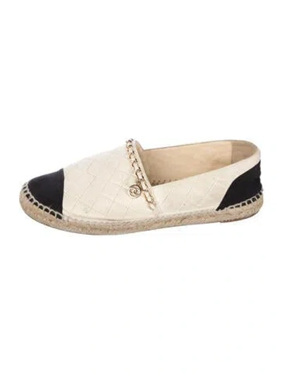 Pre-owned Chanel Interlocking Cc Logo Lambskin Espadrilles In Neutral