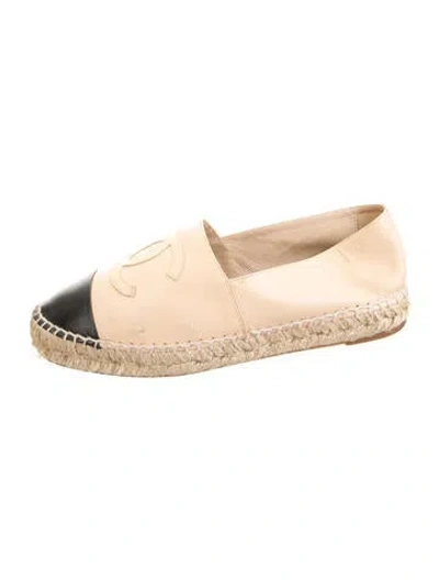 Pre-owned Chanel Interlocking Cc Logo Lambskin Espadrilles In Neutral
