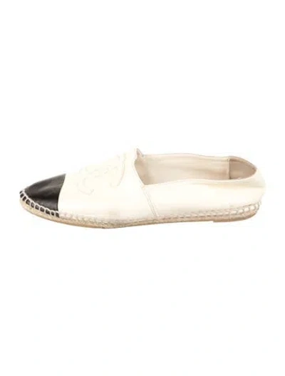 Pre-owned Chanel Interlocking Cc Logo Lambskin Espadrilles In Neutrals