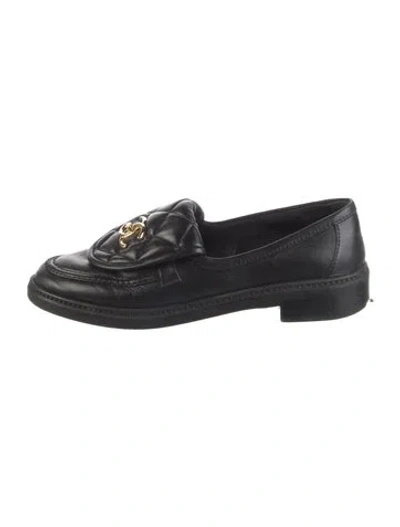 Pre-owned Chanel Interlocking Cc Logo Lambskin Loafers In Black