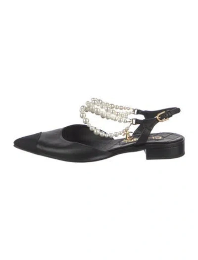 Pre-owned Chanel Interlocking Cc Logo Lambskin Slingback Flats In Black