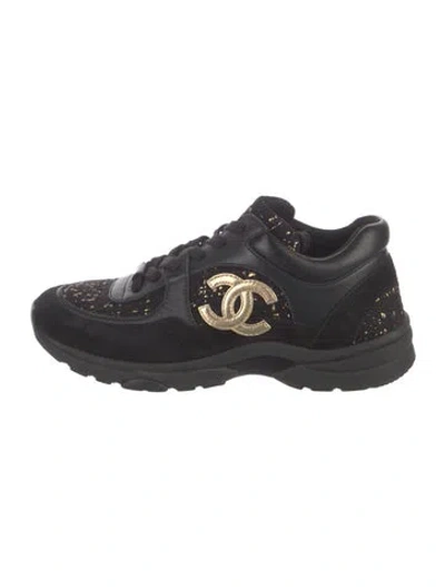 Pre-owned Chanel Interlocking Cc Logo Leather Athletic Sneakers In Black/gold