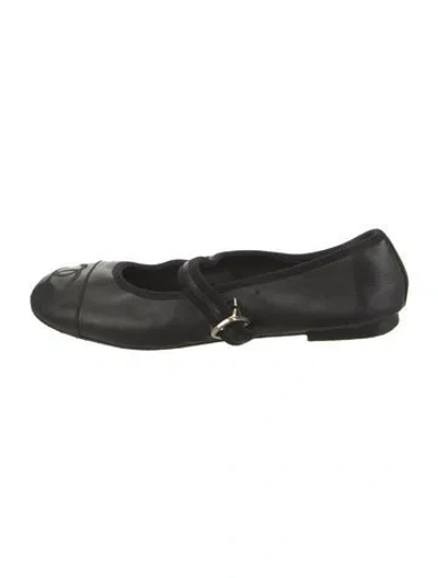 Pre-owned Chanel Interlocking Cc Logo Leather Ballet Flats In Black