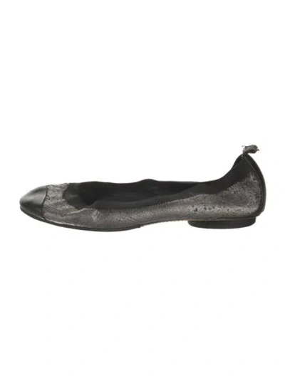 Pre-owned Chanel Interlocking Cc Logo Leather Ballet Flats In Gray