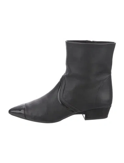 Pre-owned Chanel Interlocking Cc Logo Leather Boots In Black