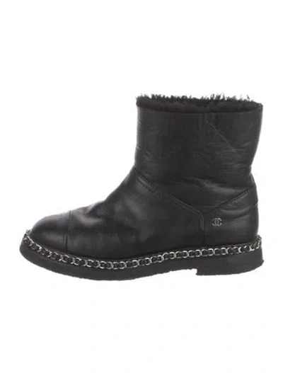 Pre-owned Chanel Interlocking Cc Logo Leather Boots In Black