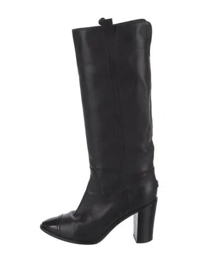 Pre-owned Chanel Interlocking Cc Logo Leather Boots In Black