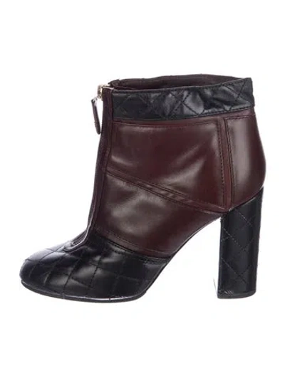 Pre-owned Chanel Interlocking Cc Logo Leather Boots In Brown
