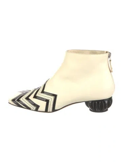 Pre-owned Chanel Interlocking Cc Logo Leather Boots In Multi