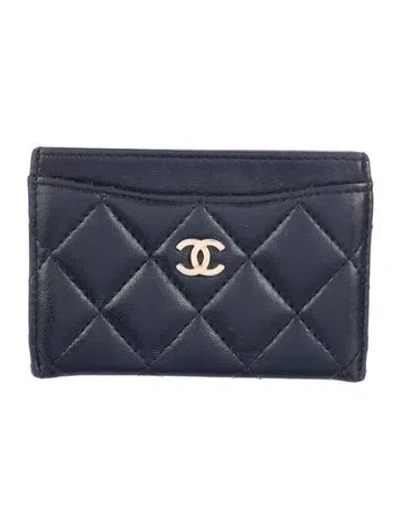Pre-owned Chanel Interlocking Cc Logo Leather Card Holder In Black