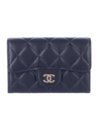 Pre-owned Chanel Interlocking Cc Logo Leather Card Holder In Blue