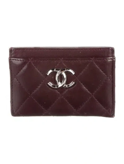 Pre-owned Chanel Interlocking Cc Logo Leather Card Holder In Burgundy