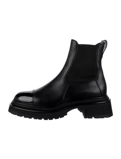 Pre-owned Chanel Interlocking Cc Logo Leather Chelsea Boots In Black