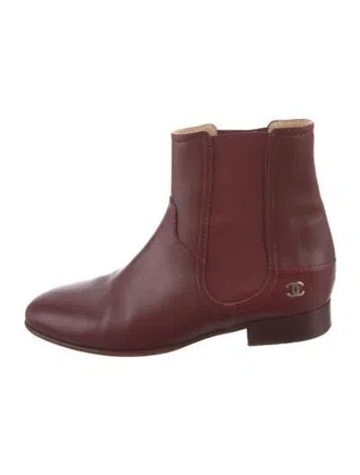 Pre-owned Chanel Interlocking Cc Logo Leather Chelsea Boots In Burgundy