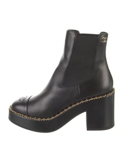 Pre-owned Chanel Interlocking Cc Logo Leather Chelsea Boots In Multi