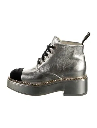 Pre-owned Chanel Interlocking Cc Logo Leather Combat Boots
