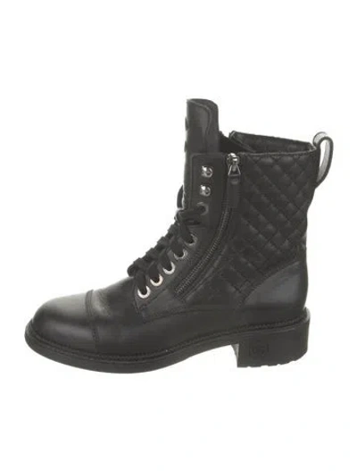 Pre-owned Chanel Interlocking Cc Logo Leather Combat Boots In Black