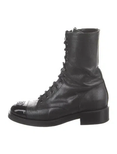Pre-owned Chanel Interlocking Cc Logo Leather Combat Boots In Black