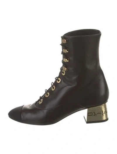 Pre-owned Chanel Interlocking Cc Logo Leather Combat Boots In Black