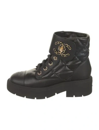 Pre-owned Chanel Interlocking Cc Logo Leather Combat Boots In Black