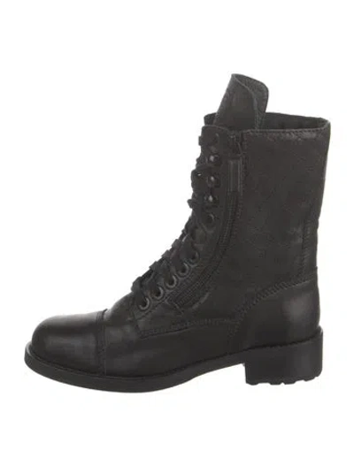 Pre-owned Chanel Interlocking Cc Logo Leather Combat Boots In Black