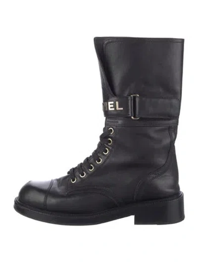 Pre-owned Chanel Interlocking Cc Logo Leather Combat Boots In Black