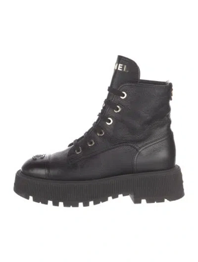 Pre-owned Chanel Interlocking Cc Logo Leather Combat Boots In Black