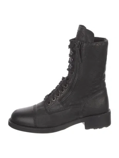 Pre-owned Chanel Interlocking Cc Logo Leather Combat Boots In Black