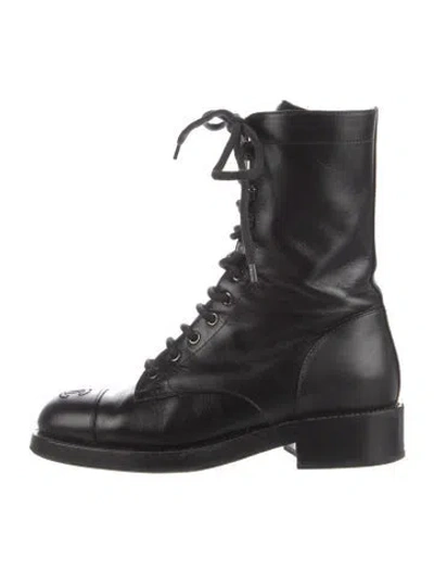 Pre-owned Chanel Interlocking Cc Logo Leather Combat Boots In Black