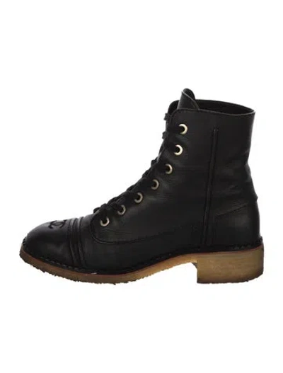 Pre-owned Chanel Interlocking Cc Logo Leather Combat Boots In Black