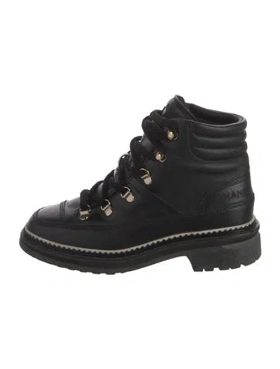 Pre-owned Chanel Interlocking Cc Logo Leather Combat Boots In Black