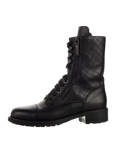 Pre-owned Chanel Interlocking Cc Logo Leather Combat Boots In Black