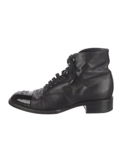 Pre-owned Chanel Interlocking Cc Logo Leather Combat Boots In Black