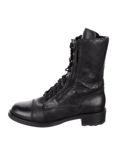 Pre-owned Chanel Interlocking Cc Logo Leather Combat Boots In Black
