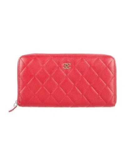Pre-owned Chanel Interlocking Cc Logo Leather Continental Wallet In Red