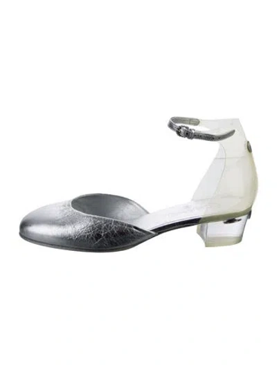 Pre-owned Chanel Interlocking Cc Logo Leather D'orsay Pumps