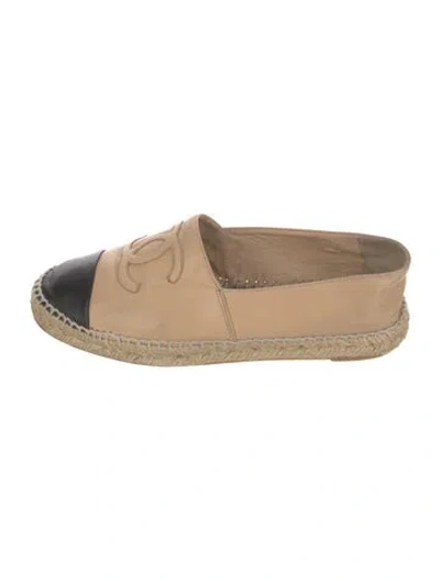 Pre-owned Chanel Interlocking Cc Logo Leather Espadrilles