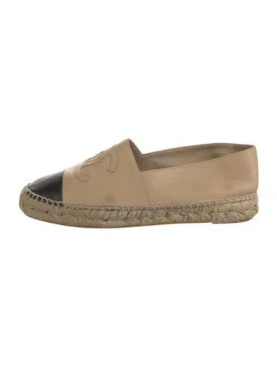 Pre-owned Chanel Interlocking Cc Logo Leather Espadrilles