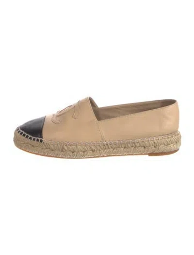Pre-owned Chanel Interlocking Cc Logo Leather Espadrilles