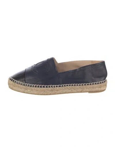 Pre-owned Chanel Interlocking Cc Logo Leather Espadrilles