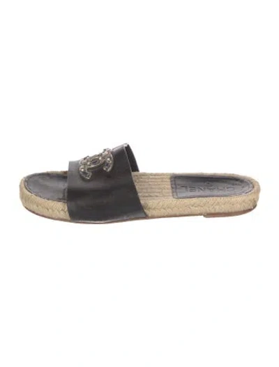 Pre-owned Chanel Interlocking Cc Logo Leather Espadrilles In Black
