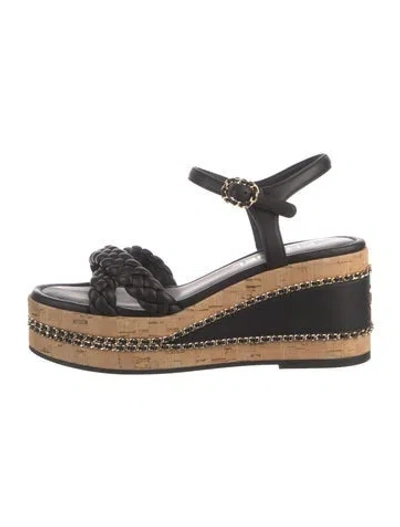 Pre-owned Chanel Interlocking Cc Logo Leather Espadrilles In Black