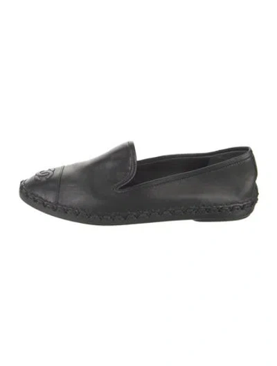 Pre-owned Chanel Interlocking Cc Logo Leather Espadrilles In Black