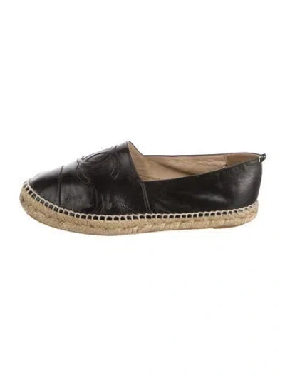 Pre-owned Chanel Interlocking Cc Logo Leather Espadrilles In Black