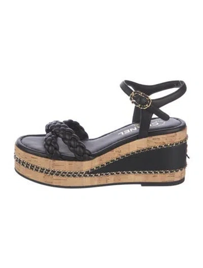 Pre-owned Chanel Interlocking Cc Logo Leather Espadrilles In Black