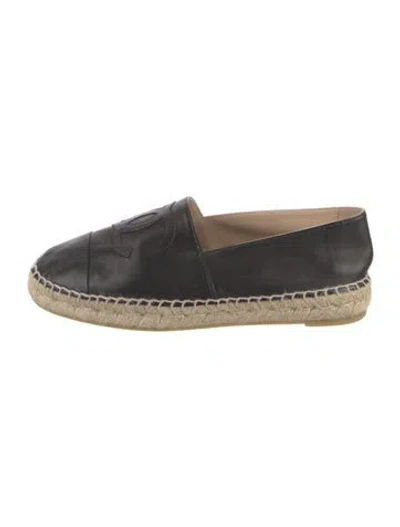 Pre-owned Chanel Interlocking Cc Logo Leather Espadrilles In Black