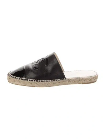 Pre-owned Chanel Interlocking Cc Logo Leather Espadrilles In Black