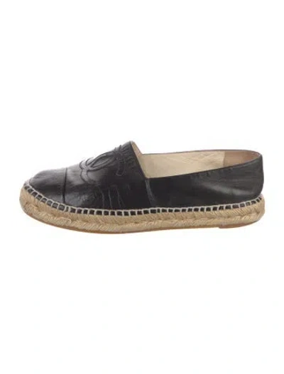 Pre-owned Chanel Interlocking Cc Logo Leather Espadrilles In Black